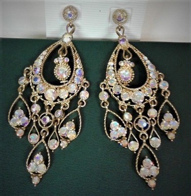 Chandelier Stone earrings.jpg